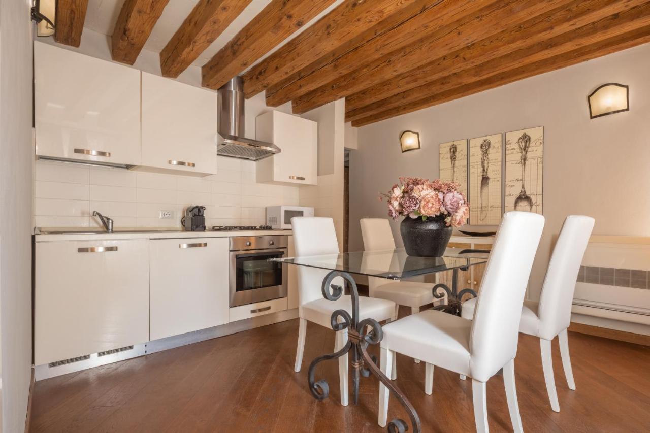 Corte Contarina San Marco Apartment R&R Venesia Bagian luar foto
